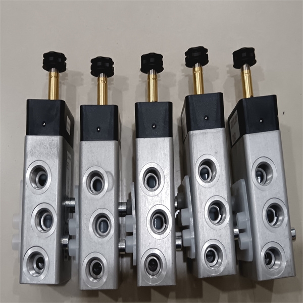 NORGREN不锈钢角座阀8240400 24VDCG1