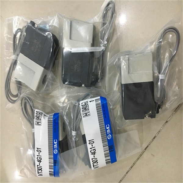 弹性密封SMC先导式座阀VP742-4G1-04B