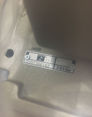 ROSS电磁阀W6076E4407Y，220VAC/50HZ含底座