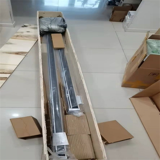 费斯托齿形带式电缸DGE-40-700-ZR-LV-RK-KG-KF-GK